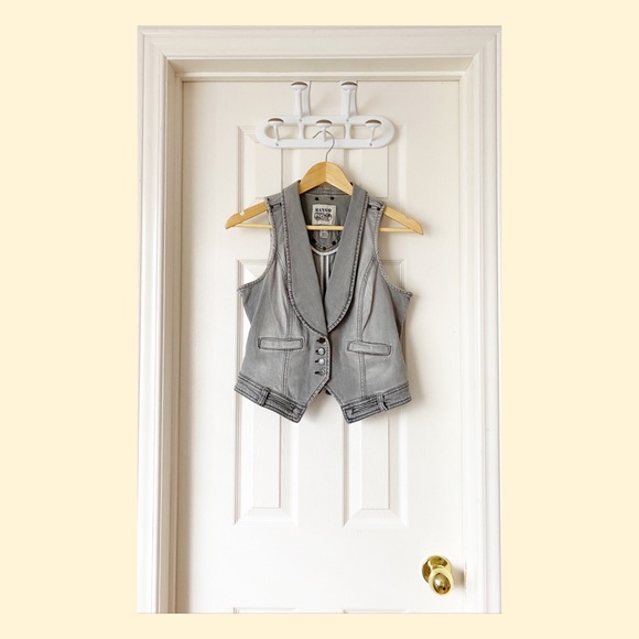 ⚡️MANGO Jean vest⚡️ - Picture 3 of 8
